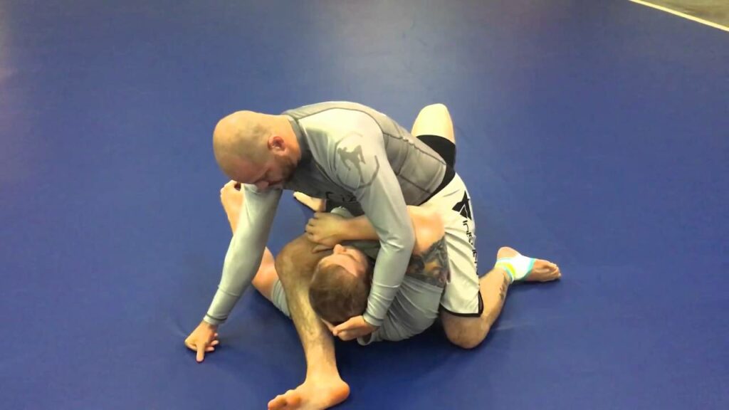 1  Minute Jiu Jitsu Hacks - Finishing the Mounted Triangle - Brandon Mccaghren