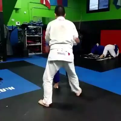 You know the arm drag, the collar drag, now check out the belt drag takedown!
