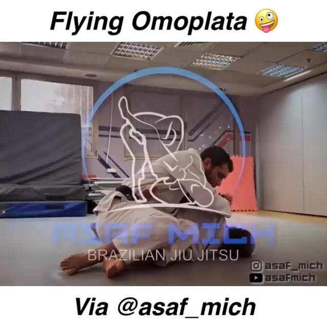 Flying Omoplata