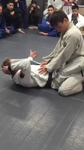 Chris Haueter - Closed Guard Concepts