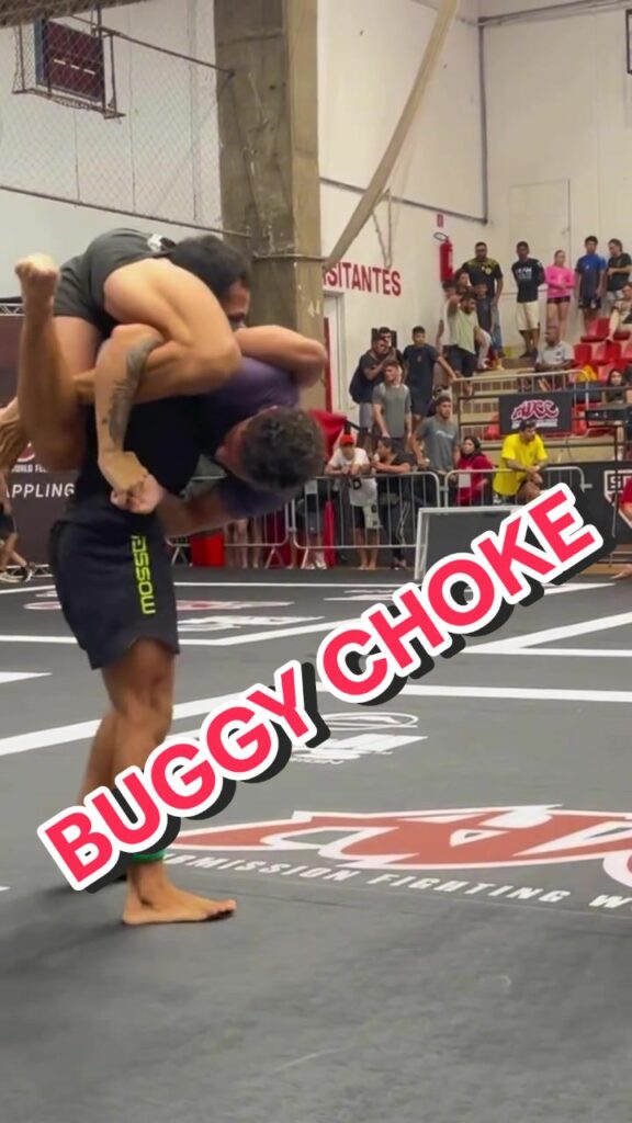 Vídeo:      Estude Jiu-Jitsu com a  CUPOM: LS10 (LINK AQUI NA BIO)  Procura ca