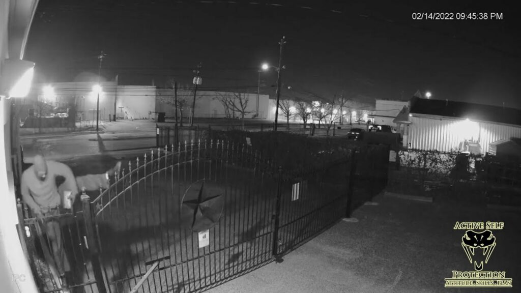 9 Year Old Child Caught In The Crossfire Of A $20 Robbery