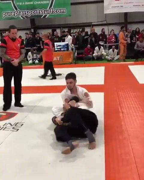 @gannon_lang snapping his arm. yikes