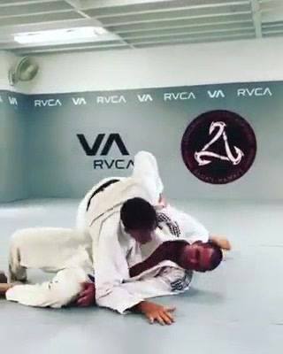 @longmanjiujitsuhawaii single leg defense to ️ harai goshi @hunterkauai