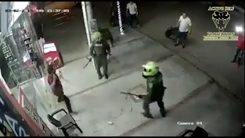 A Very Rare Machete v Baton Engagement in Colombia