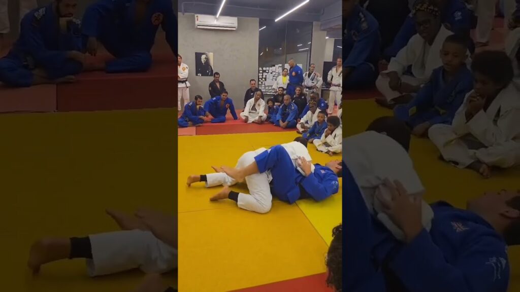 A montada Gracie do campeão Rayron