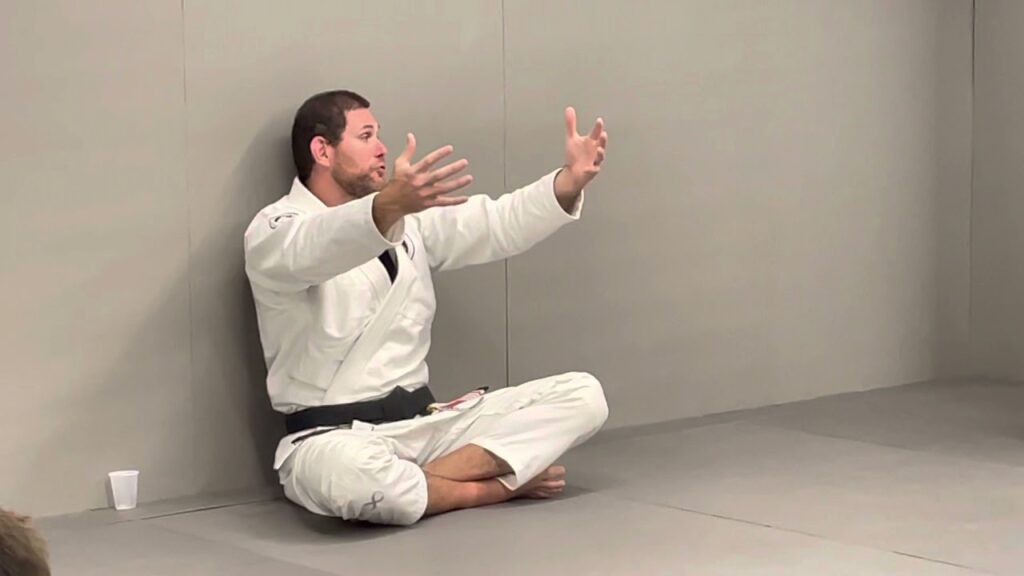 A pergunta de Malvino Salvador para Roger Gracie no aulão da Gracie Kore
