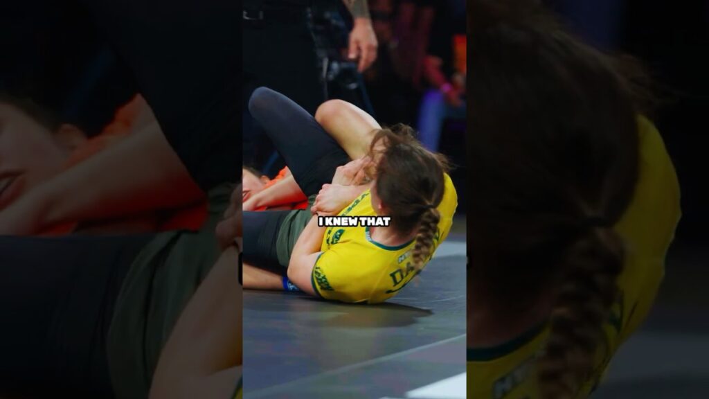 Adele stays calm under pressure 😤 #WNO29