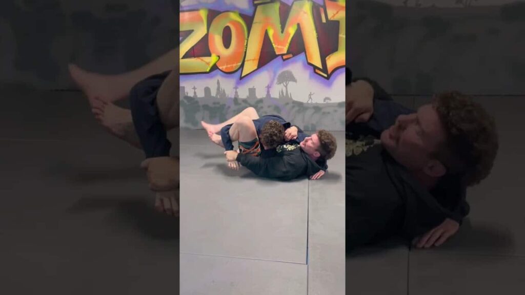 Aggressive Bottom Side Reverse Triangle π