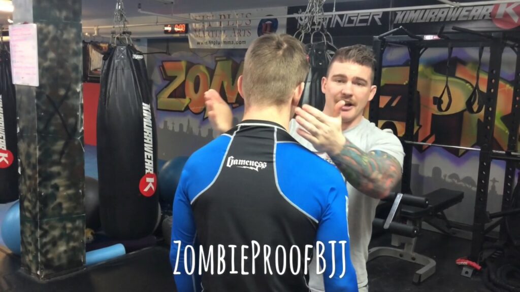 Aleksei Oleinik's Nogi Ezekiel From UFC FN103 - ZombieProofBJJ (BreakDown)
