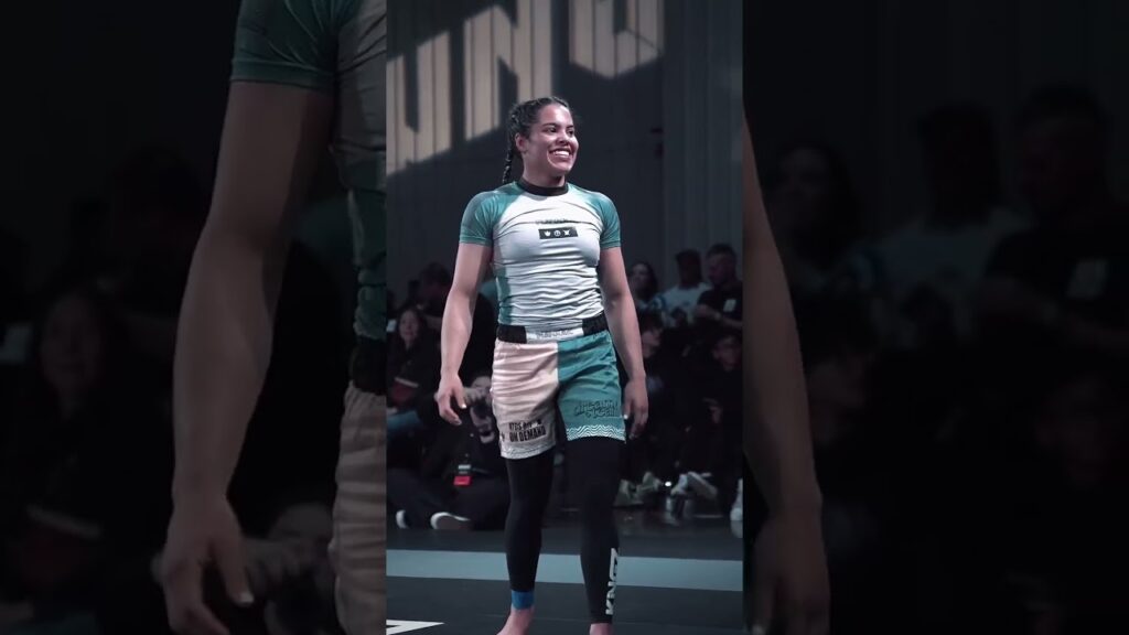 Americana by Sarah Galvao at WNO 26 @FloGrappling #jiujitsu #bjj #shorts