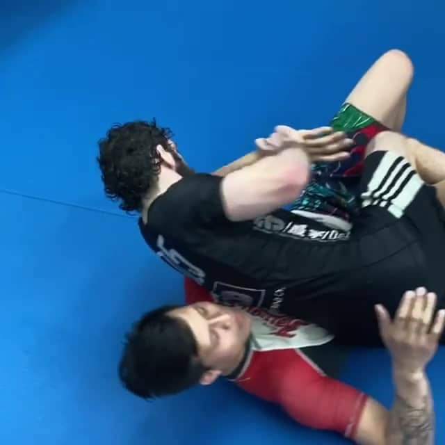 An Armlock Submission Chain For BJJ