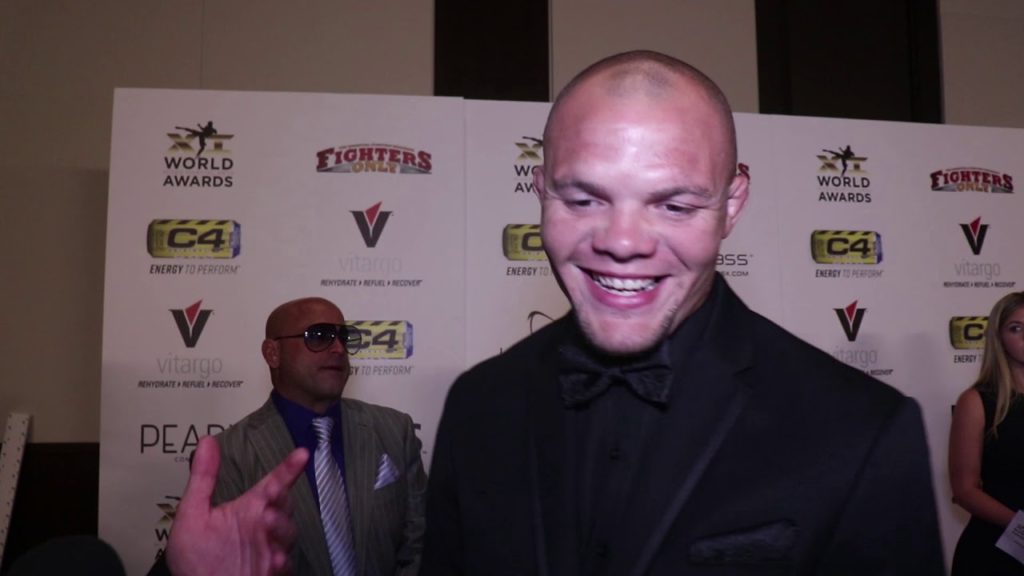 Anthony Smith willing to bet NSAC won't overturn Jon Jones' loss to Matt Hamill | MMA Awards