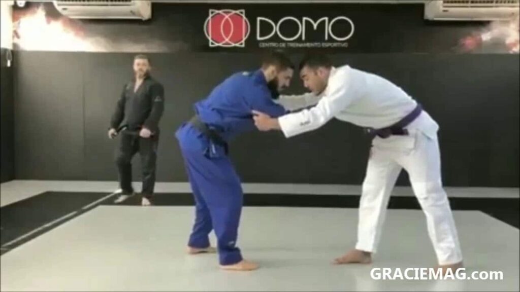 Aprenda uma raspagem da one leg X com Matheus Menezes, do CT DOMO