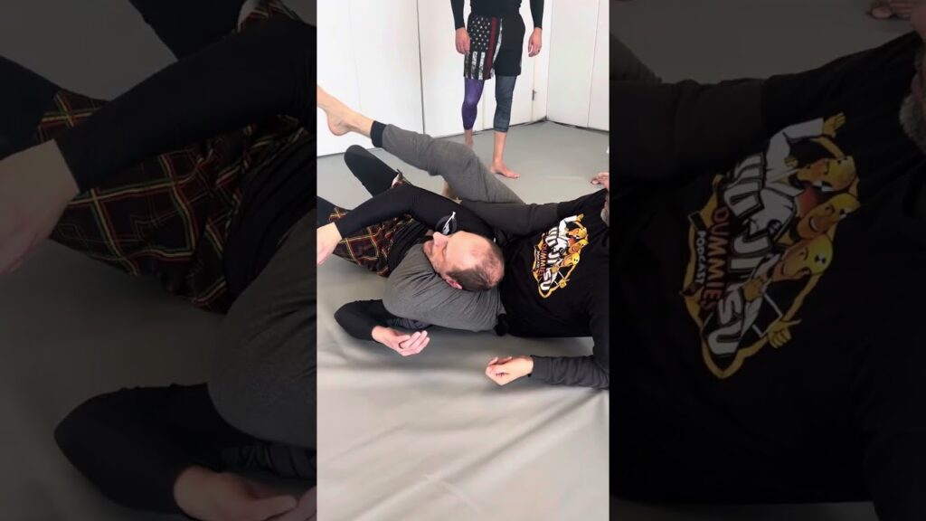 Arm drag to triangle!