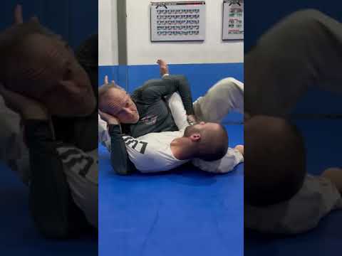 Ataques de Jiu-Jitsu sem kimono para você usar hoje, com Luiz Dias