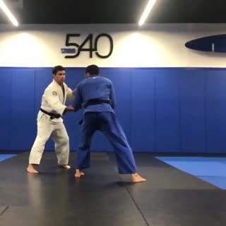 Awesome Osoto Gari set up by Justin Flores.
 #jflojudo Sleeve control versus same sided opponent -> driving their hand Into their far-sided pocket and have them react hard into you so you can use t...