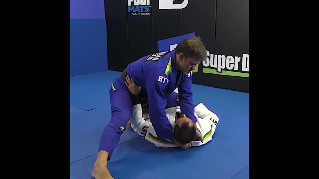 BASEBALL BAT CHOKE from KNEE on BELLY - Murilo Bustamante