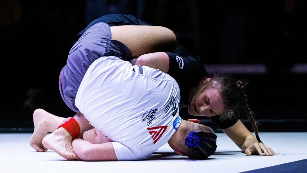 Back And Forth BRAWL | Amy Campo vs Elisabeth Clay - 2022 ADCC World Championships