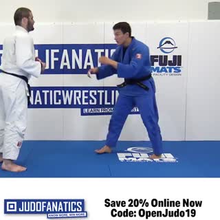 Beautiful Te Guruma by Travis Stevens, U.S. Judo Athlete . Great throw for BJJ. T...