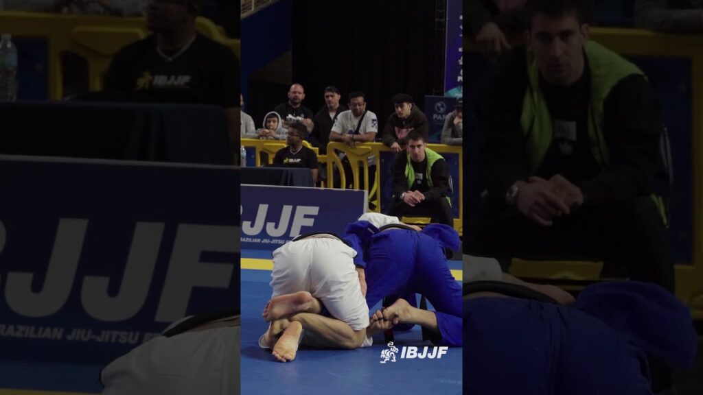 Beautiful half guard sweep by Diogo Reis to advance to the semifinals! #ibjjf #bjj #jiujitsu