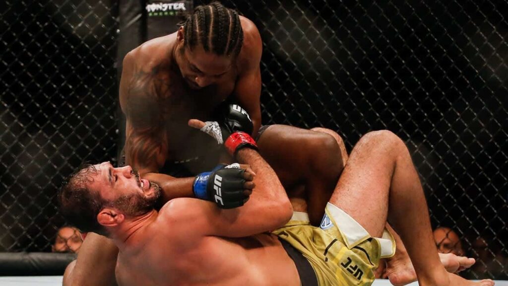 Best Finishes From UFC Vegas 21 Fighters