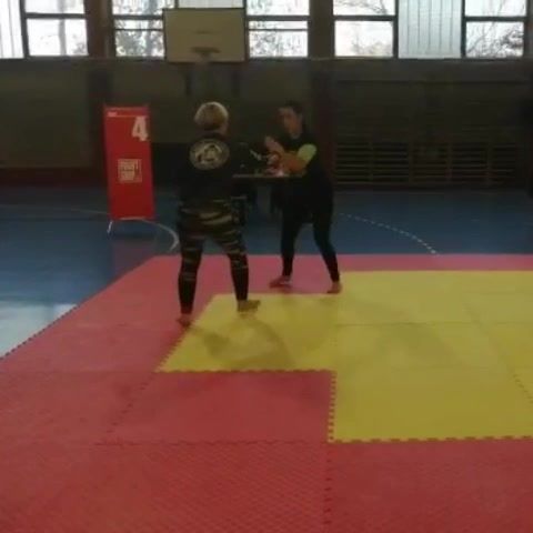 Big hip throw ( O Goshi) by @monika moraca