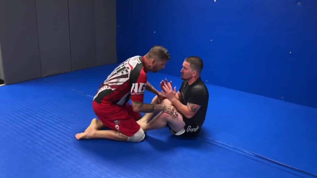 Bodylock Pass vs Butterfly Guard
