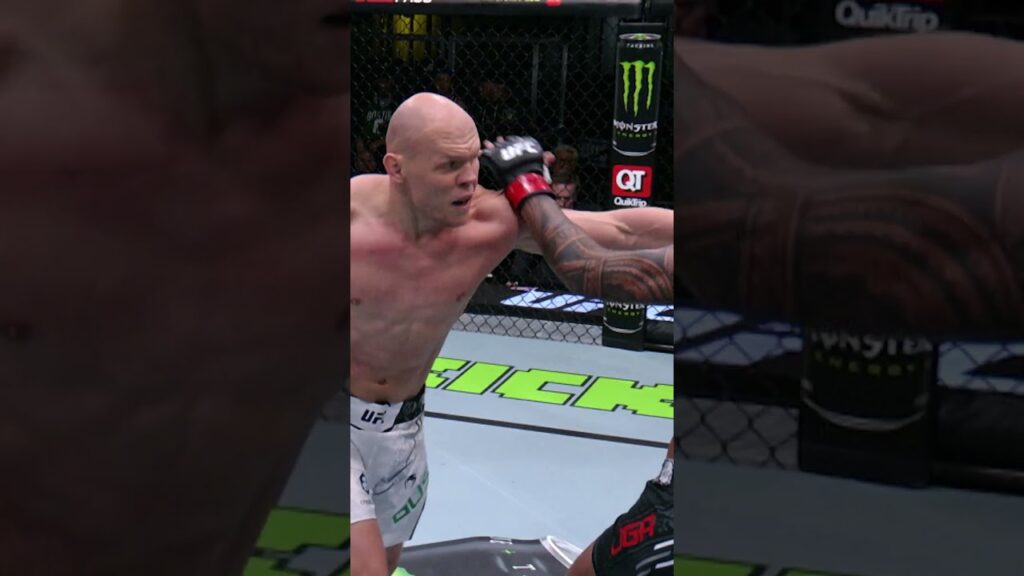 Bogdan Guskov is back in the Octagon this Saturday! π₯ #ufcvegas91