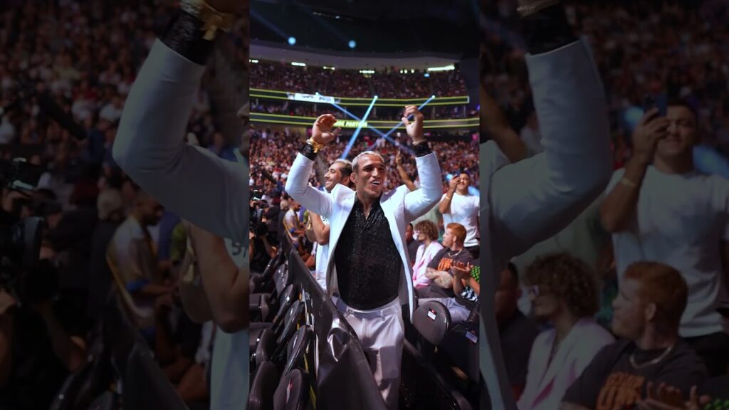 Brazil's UFC stars are out here celebrating Alexandre Pantoja ❤️