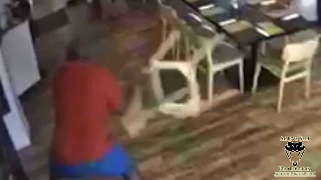 Bystander Uses Chair For Perfect Ambush of Attacker