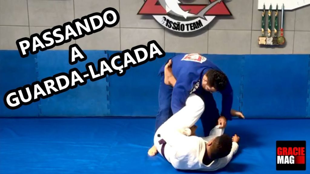 Cássio Francis ensina a passar a guarda-laçada no Jiu-Jitsu
