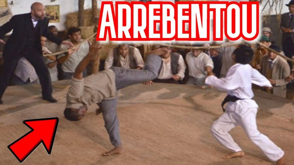 CAPOEIRISTA SAI DERRUBANDO MESTRE DE JIU JITSU