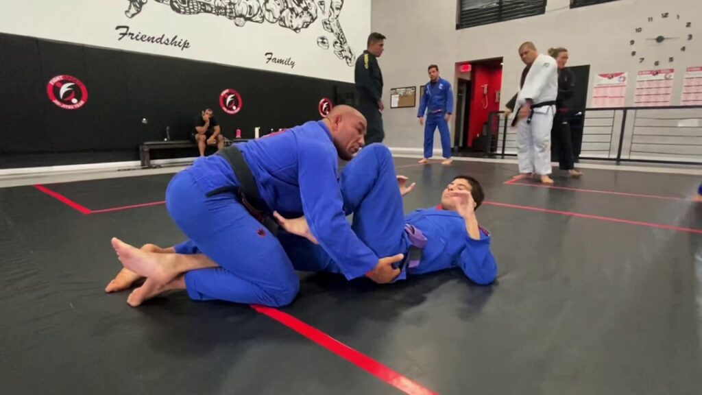 CYBORG TEACHES OVER UNDER PASS WITH KNEE BAR OPTION