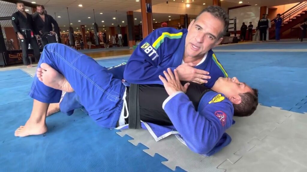 Campeão mundial Leonardo Leite ensina a usar pressão na BTT Barra da Tijuca