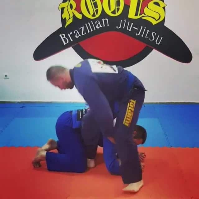 Can you pull off this armbar from turtle? @petrushevskibjj