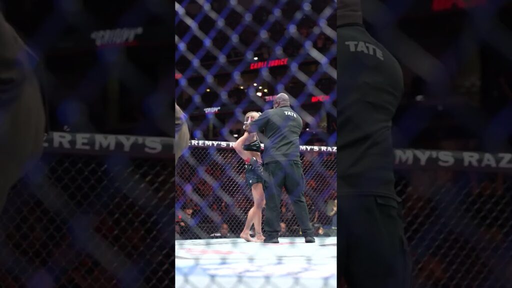 Carli Judice gets it done!! 😯 #ufc318