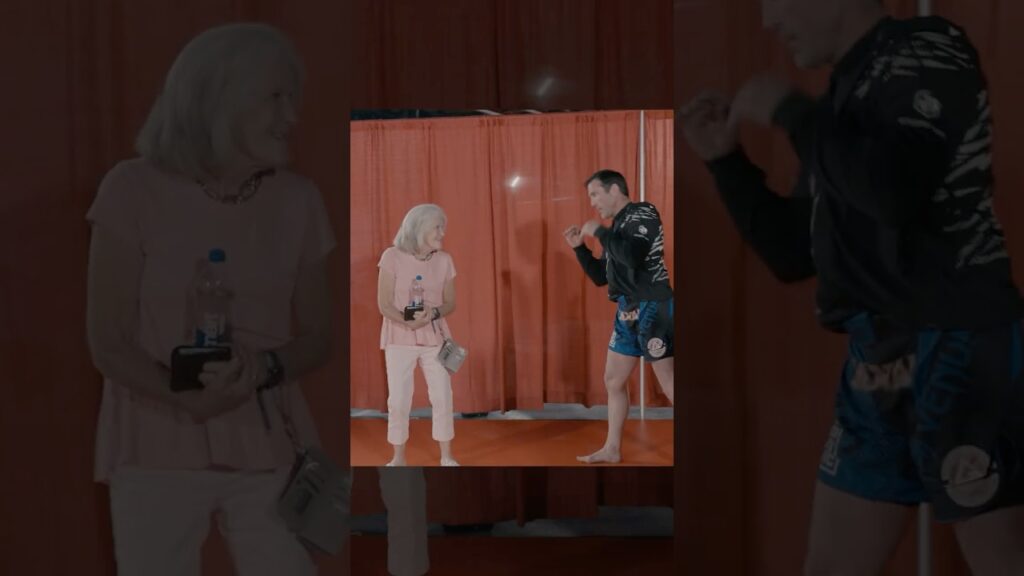Chael Sonnen spars his mom #ufc #chaelsonnen #mom