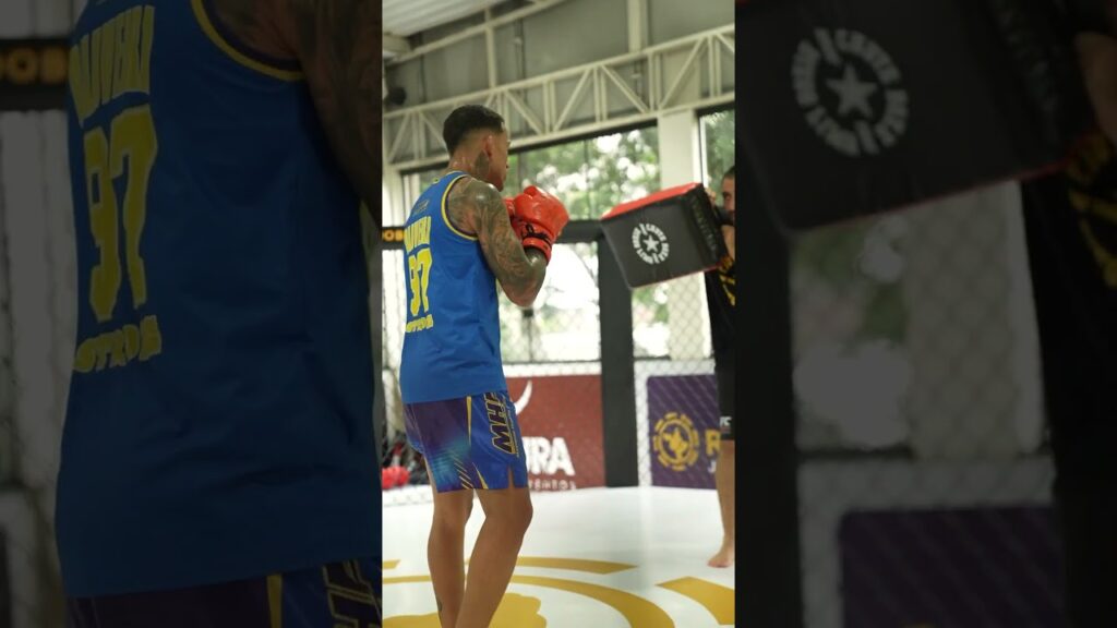 Charles Oliveira is looking sharp! π #ufc300