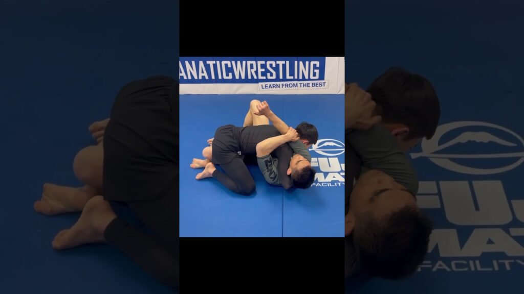 Choi Bar From Half Guard by Yongwon Choi