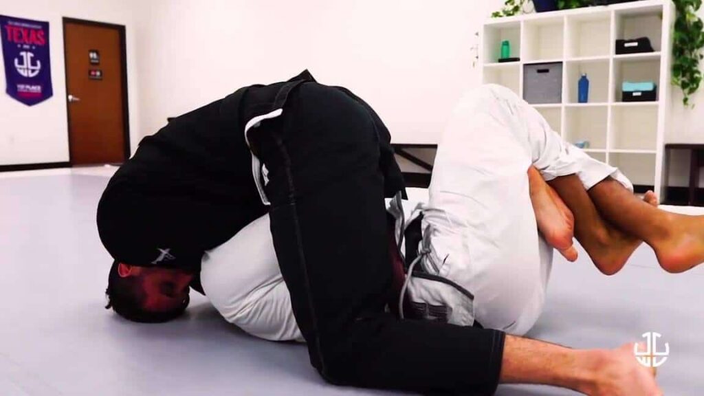 Choke from Half Guard