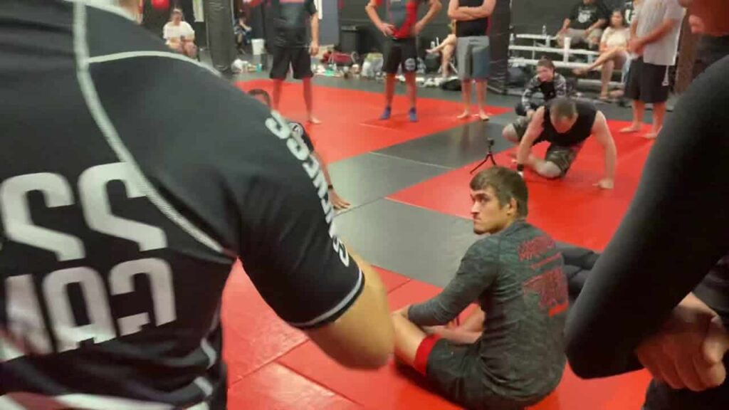 Chris Brennan 10 Finger Guillotine