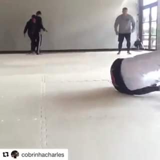 Cobrinha Charles solo drills. So smooth