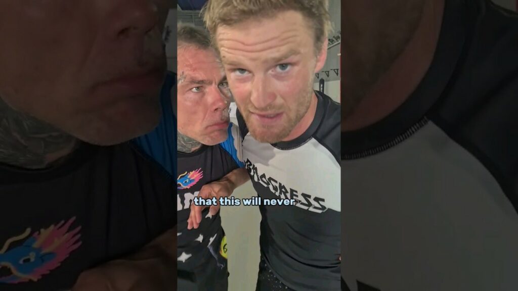 Comment 'takedown' if you want to see more takedown breakdowns🤙 #bjj#yoga#yogaforbjj#boxing#ufc#mma