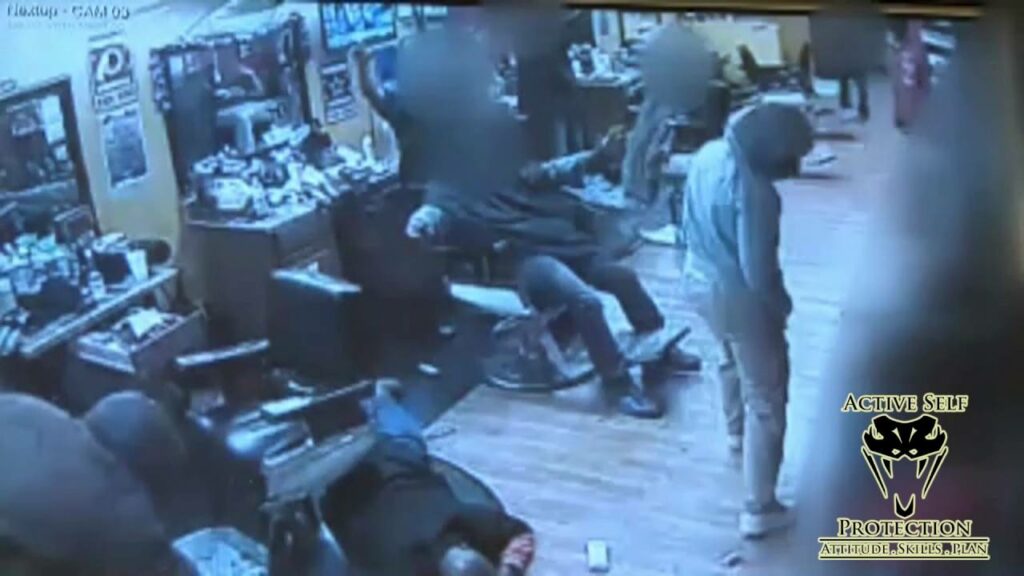 Concealed Carrier Turns the Tables on Armed Robbers