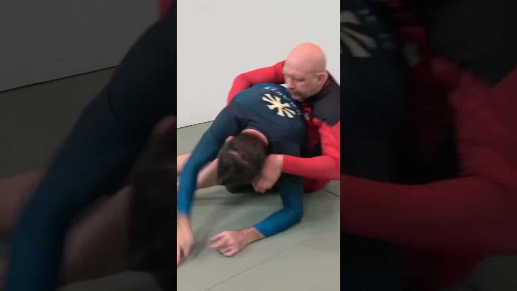 Countering the SLX with a rolling backtake, and then recountering that backtake with a kneebar