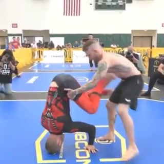 Crazy mount attempt vs Donkey Guard by @kristianwoodmansee