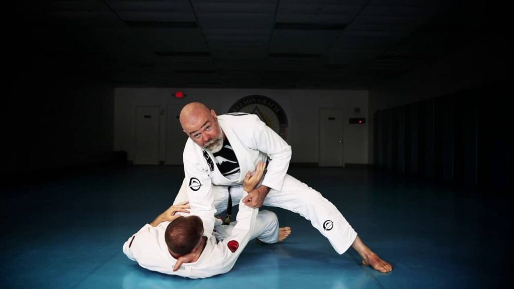 Cross Choke From Knee Cut Pass