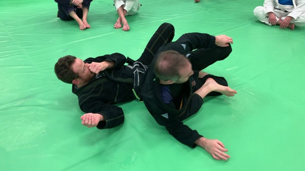 Deep Half Guard (Top) Rolling Back Take