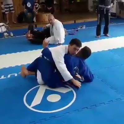 Demian Maia's magic tricks